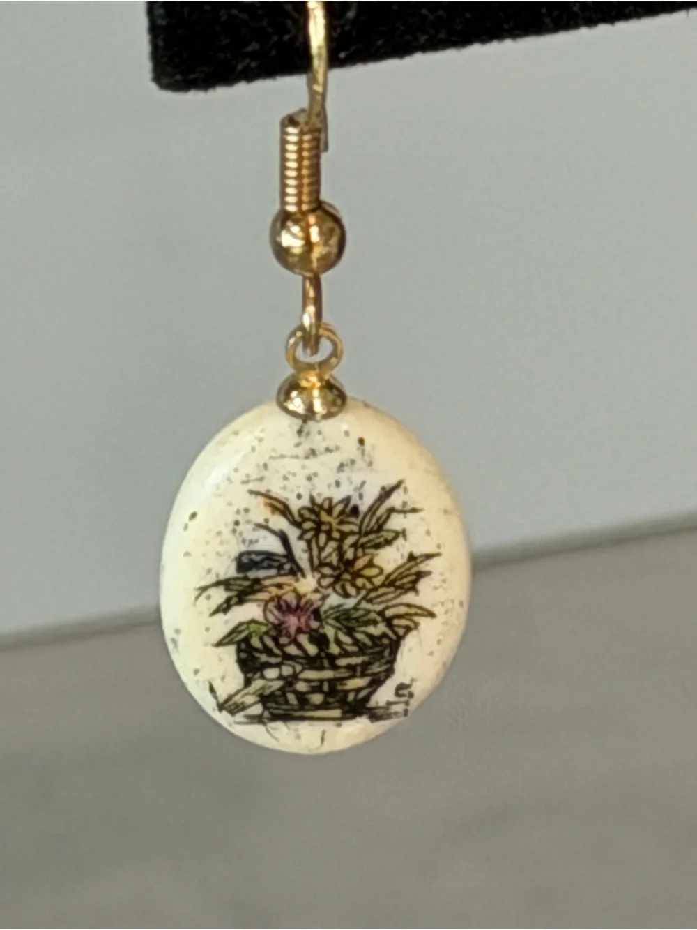 Vintage Genuine Bone Scrimshaw Etched Folk Art, Basket of Flowers” Earrings